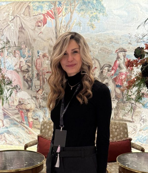 Daniela | Feines Hochzeitsatelier | Hotel Vier Jahreszeiten Hamburg